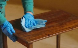 Эффективные способы снять полировку со старой мебели