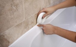 Чем заменить бордюр вокруг ванны: 5 практичных вариантов