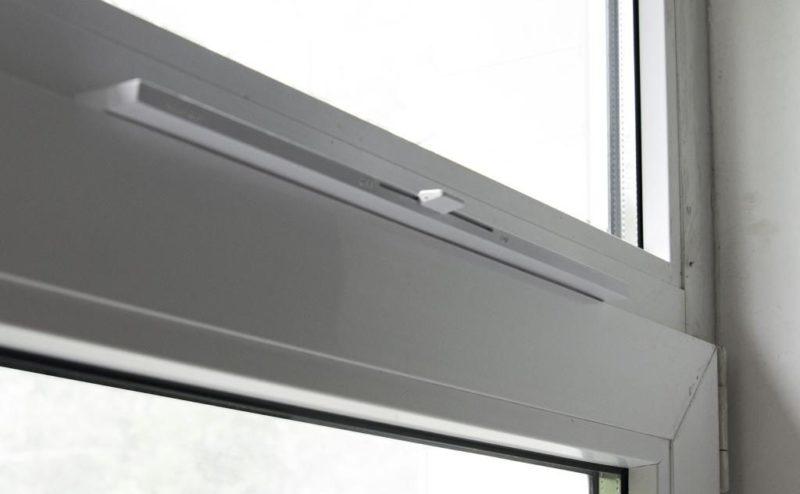 Преимущества установки вентиляционных клапанов на окна